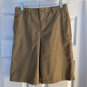 Under Armour Boys 14 shorts